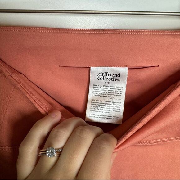 Girlfriend Collective Rose Pink High Rise Biker Shorts Size Small - Picture 4 of 6